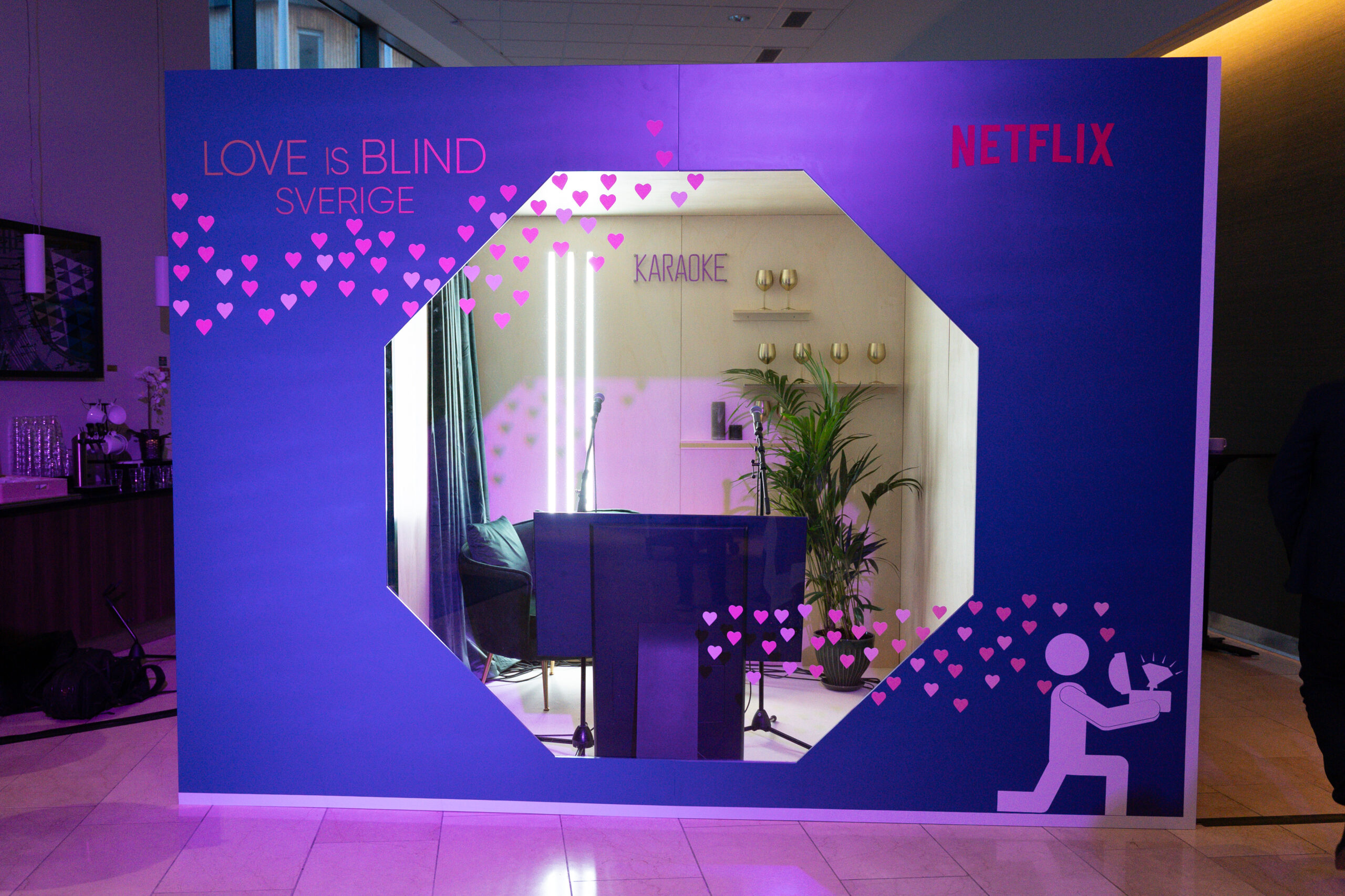 NETFLIX_-70